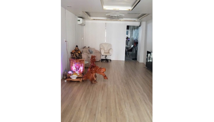 BÁN NHÀ HẺM XE HƠI LÂM VĂN BỀN, MẶT TIỀN HẺM KINH DOANH, 80M2, NHÀ ĐẸP, XE HOI VÔ NHÀ, CHỈ 7,6 TỶ